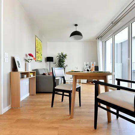 Zenao Aparthotel 3*