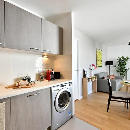 Zenao 3* Massy (Essonne)